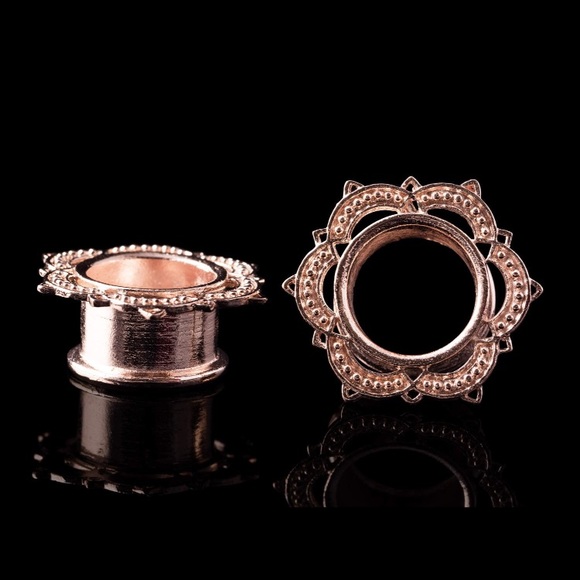 (SOLD) BEAUTIFUL Lotus rose gold 0g tunnels - Picture 1 of 1